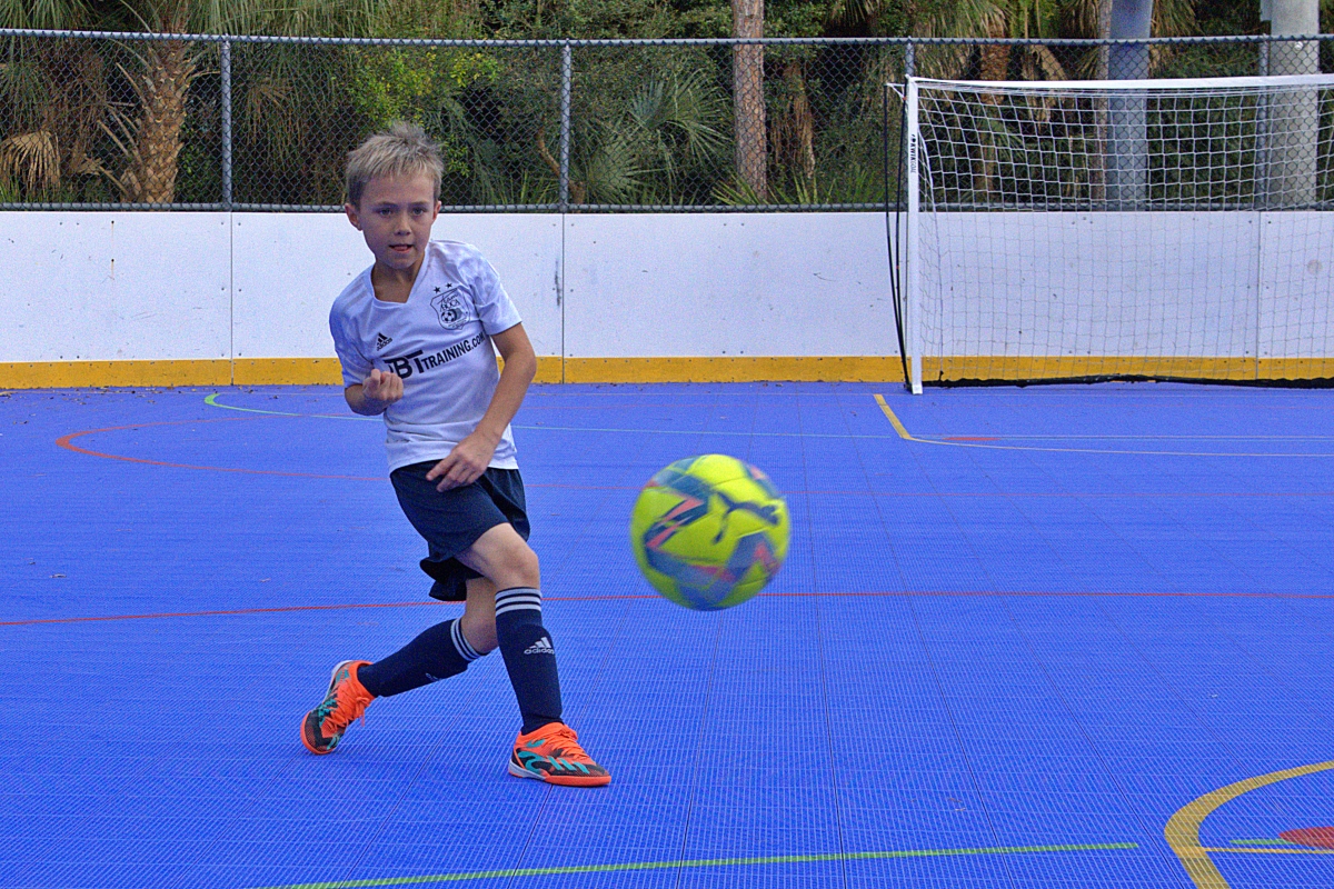 Arthur Zherikov Futsal Kick