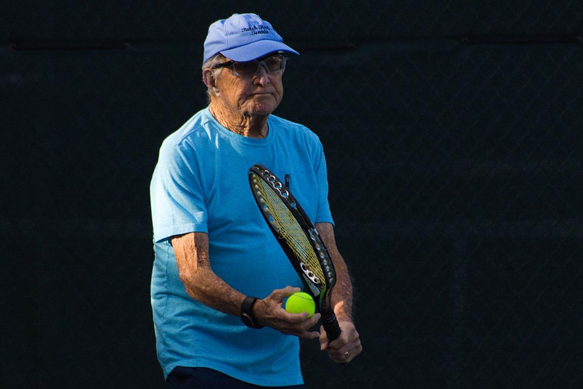 Howie Levinson prepares to serve.